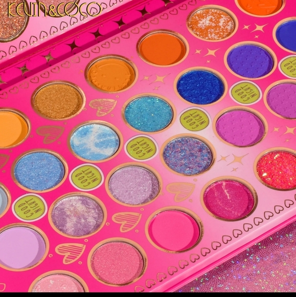 Pink Rabbit Palette - Picture 3 of 4